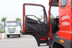 青岛解放 JK6中卡 260马力 CNG 4X2 6.7米栏板载货车