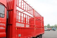 青岛解放 JK6中卡 260马力 CNG 4X2 6.7米栏板载货车