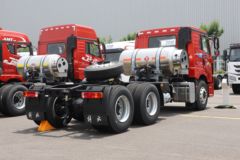 青岛解放 悍V2.0 430马力 6X4 LNG自动档牵引车(液缓)(CA4250P1K15T1NE6A80)