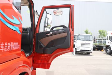 �ൺ��� ��V2.0 430���� 6X4 LNG�Զ���ǣ����(Һ��)ͼƬ