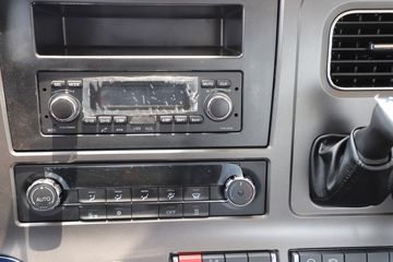 �ൺ��� ��V2.0 430���� 6X4 LNG�Զ���ǣ����(Һ��)ͼƬ