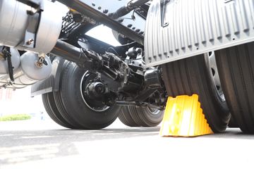 �ൺ��� ��V2.0 430���� 6X4 LNG�Զ���ǣ����(Һ��)ͼƬ