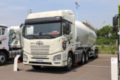 青岛解放 JH6重卡 460马力 6X4 牵引车(CA4250P26K15T1E6A80)