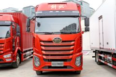 一汽解放 J6G 领航版 280马力 4X2 6.75米仓栅式载货车(国六)(CA5180CCYP62K1L4A2E6)