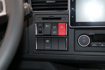 һ����� J6G �캽�� 280���� 4X2 6.75�ײ�դʽ�ػ���(����)(CA5180CCYP62K1L4A2E6)ͼƬ