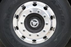 一汽解放 J6V重卡 精英版 560马力 6X4 AMT自动档牵引车(CA4250P66K25T1E6) 一汽解放 J6V重卡 精英版 560马力 6X4 AMT自动档牵引车(CA4250P66K25T1E6)