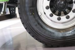 宇通重卡 31T 8X4 5.6米纯电动自卸车(ZKH3310P6BEV31)422kWh