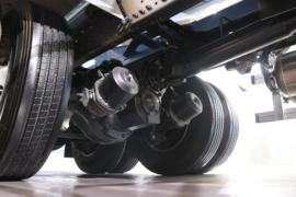 宇通重卡&nbsp;混凝土搅拌车底盘                                                图片