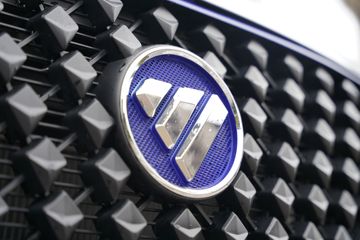 ���� ����V1 2.8T 2.8�׵��Ŵ��綯����΢��38.6kWhͼƬ