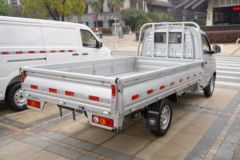 福田 祥菱V1 2.8T 2.8米单排纯电动栏板微卡38.6kWh 福田 祥菱V1 2.8T 2.8米单排纯电动栏板微卡38.6kWh