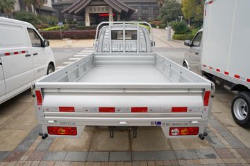 ���� ����V1 2.8T 2.8�׵��Ŵ��綯����΢��38.6kWhͼƬ