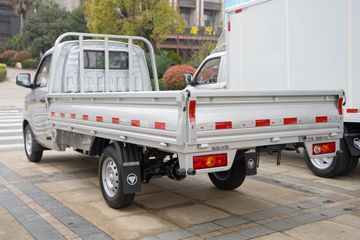 ���� ����V1 2.8T 2.8�׵��Ŵ��綯����΢��38.6kWhͼƬ