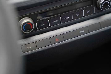 ���� ����V1 2.8T 2.8�׵��Ŵ��綯����΢��38.6kWhͼƬ