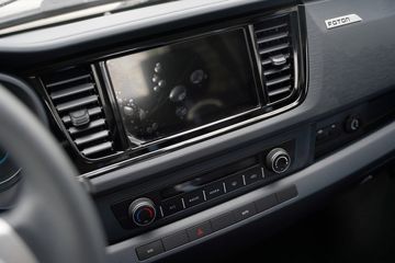 ���� ����V1 2.8T 2.8�׵��Ŵ��綯����΢��38.6kWhͼƬ