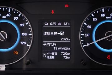 ���� ����V1 2.8T 2.8�׵��Ŵ��綯����΢��38.6kWhͼƬ