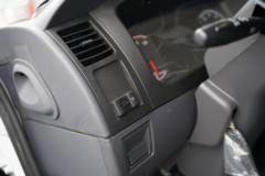 湖北新楚风 H3 4.5T 4.16米单排纯电动厢式轻卡(HQG5043XXYEV13)40.57kWh