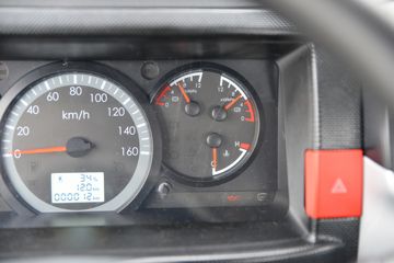 ���� ������D6-M ���Ƴ��ܰ� 136���� 4.2�׵��������Ῠ(����)ͼƬ
