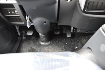 ���� ������D6-M ���Ƴ��ܰ� 136���� 4.2�׵��������Ῠ(����)ͼƬ