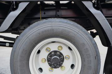 ���� ������D6-M ���Ƴ��ܰ� 136���� 4.2�׵��������Ῠ(����)ͼƬ