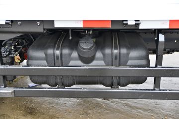 ���� ������D6-M ���Ƴ��ܰ� 136���� 4.2�׵��������Ῠ(����)ͼƬ