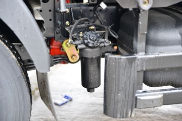 ���� ������D6-M ���Ƴ��ܰ� 136���� 4.2�׵��������Ῠ(����)ͼƬ