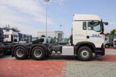 中国重汽 HOWO TX7重卡 460马力 6X4 牵引车(国六)(ZZ4257V324GF11)