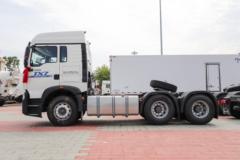中国重汽 HOWO TX7重卡 460马力 6X4 牵引车(国六)(ZZ4257V324GF11)