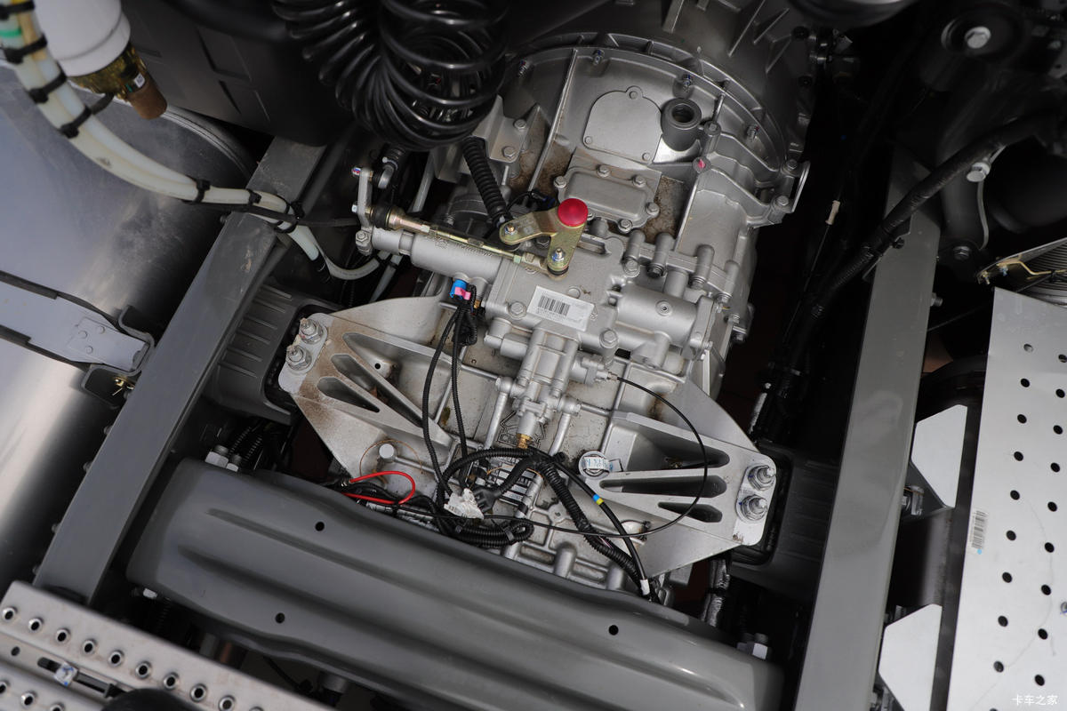�й����� HOWO TX7�ؿ� 460���� 6X4 ǣ����(����)����                                                