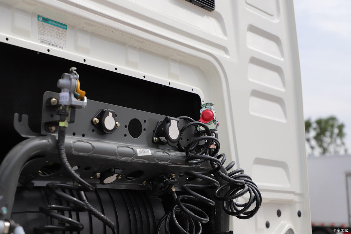 �й����� HOWO TX7�ؿ� 460���� 6X4 ǣ����(����)����                                                