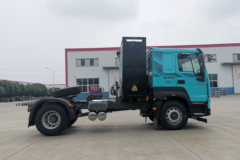 中国重汽成都商用车 V7-X 18T 4X2 换电式纯电动牵引车(ZZ4182V4217Z11SEV)282kWh