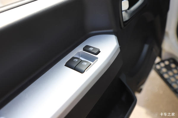 �Ῠ���أ�΢���鶯��������С���˶��N1���ֳ�������ӭ�ͼ���