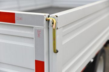 ���� ����F6 127���� 4.17�׵��������Ῠ(����)ͼƬ
