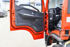 东风 福瑞卡F6 150马力 4.2米单排栏板轻卡(8档变速箱)(EQ1041S8CD2)