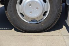 江西五十铃 翼放EC7 127马力 4.2米单排厢式轻卡(JXW5040XXYCDJB2)