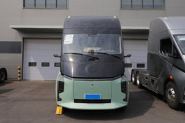 深向星辰&nbsp;电动牵引车外观图片