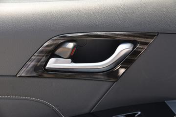 ������ʮ�� ���� 2.5T���� 150���� ���� �Զ� ˫��Ƥ��(����)ͼƬ