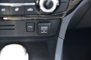 ������ʮ�� ���� 2.5T���� 150���� ���� �Զ� ˫��Ƥ��(����)ͼƬ