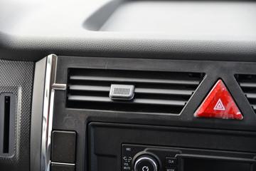 ���� ����R5 120���� 4X2 3.2����ж��(����)(EQ3040S2EDF)ͼƬ