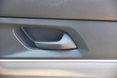 江铃汽车 新全顺 143马力 2.0T柴油 9档自动 6/7/8/9座短轴低顶多用途乘用车 江铃汽车 新全顺 143马力 2.0T柴油 9档自动 6/7/8/9座短轴低顶多用途乘用车