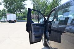 江铃汽车 新全顺 143马力 2.0T柴油 9档自动 6/7/8/9座短轴低顶多用途乘用车 江铃汽车 新全顺 143马力 2.0T柴油 9档自动 6/7/8/9座短轴低顶多用途乘用车