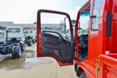 欧铃汽车 S3系列 130马力 3.88米排半栏板轻卡(国六)(ZB1040JDD6L)