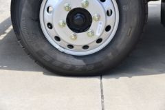 欧铃汽车 S3系列 130马力 3.88米排半栏板轻卡(国六)(ZB1040JDD6L)