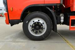 东风 福瑞卡F8 184马力 4X2 5.25米排半仓栅式载货车(国六)(EQ5145CCY8EDCAC)