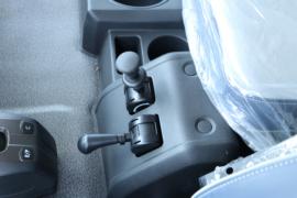 智蓝重卡&nbsp;电动牵引车驾驶室图片