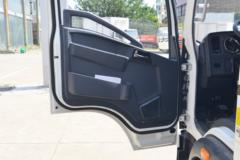 中国重汽HOWO 悍将 150马力 4.15米单排厢式轻卡(ZZ5097XXYG3315F191) 中国重汽HOWO 悍将 150马力 4.15米单排厢式轻卡(ZZ5097XXYG3315F191)