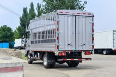 欧铃汽车 S1系列 115马力 3.7米单排仓栅式轻卡(ZB5041CCYKDD6L)