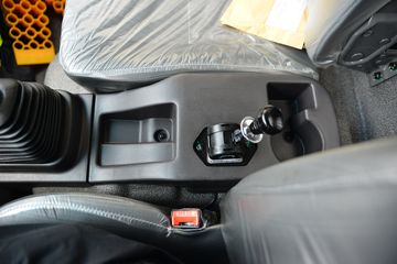 ŷ������ S1ϵ�� 115���� 3.7�׵��Ų�դʽ�ῨͼƬ