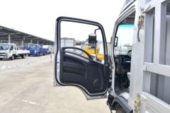 欧铃汽车 S1系列 115马力 3.7米单排仓栅式轻卡(ZB5041CCYKDD6L)