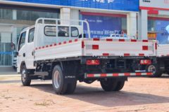 跃进 福星S100V 116马力 3.2米双排栏板小卡(SH1043PFDCNS1) 跃进 福星S100V 116马力 3.2米双排栏板小卡(SH1043PFDCNS1)