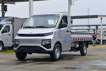 远程 星享F1E 2025款智运版 3.2米单排纯电动栏板微卡 玄武51.39kWh